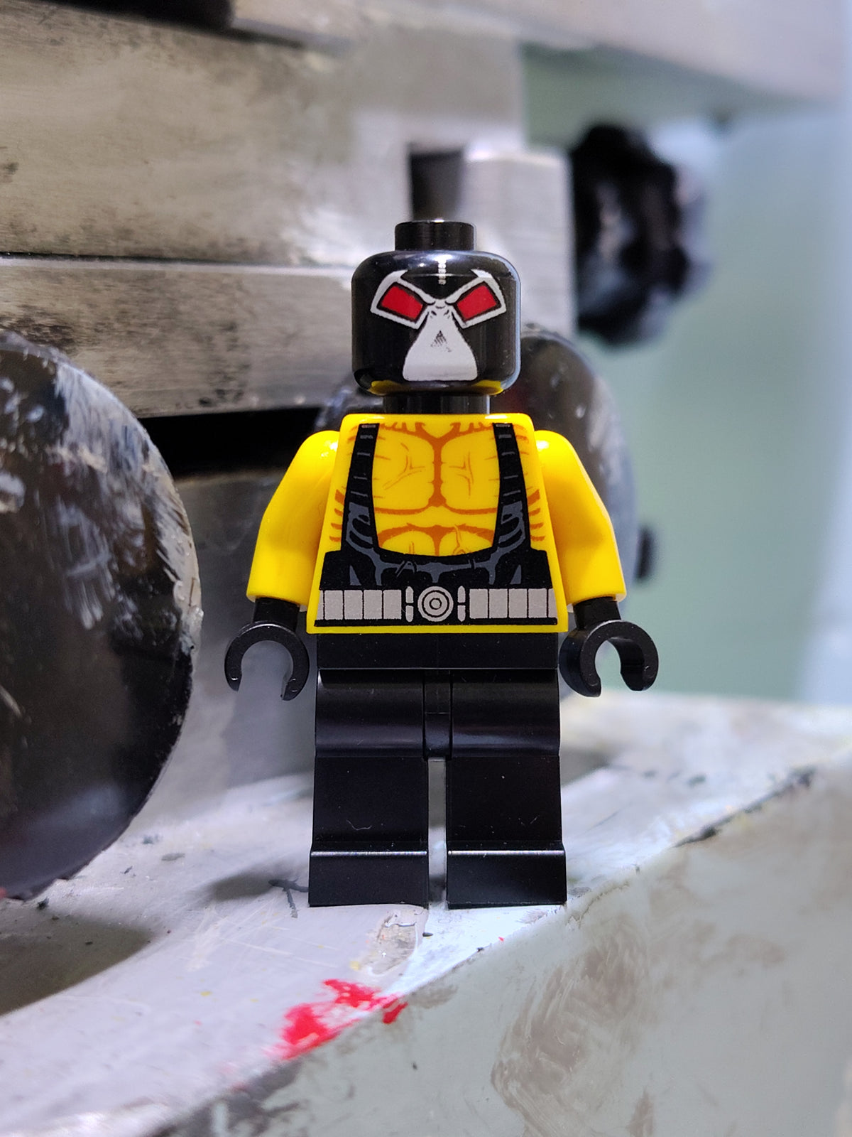 Bryson Yellow Luchador (1/4)