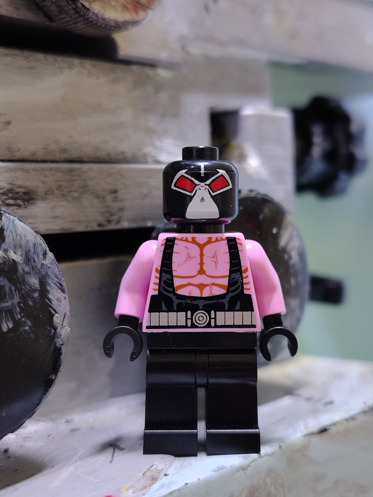 Bryson Light Pink Luchador