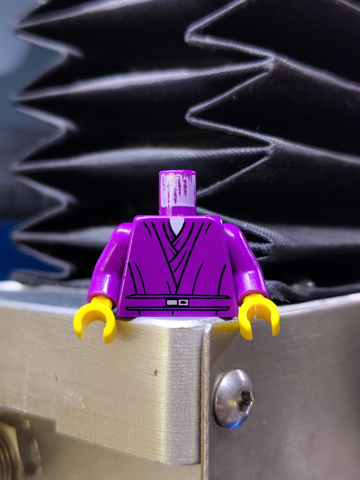 Old Purple Robes (L-Arm Crack)