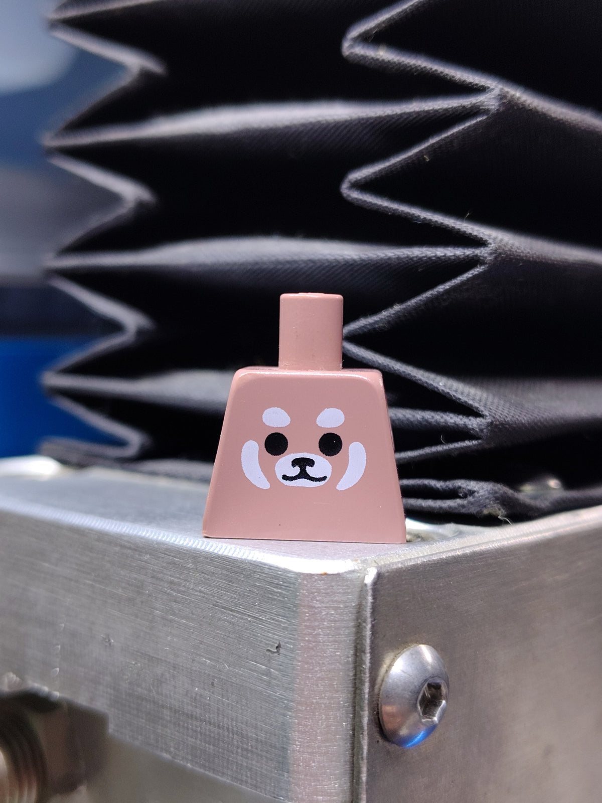 Sand Red Panda Torso (1/1) (Crack On Backside)